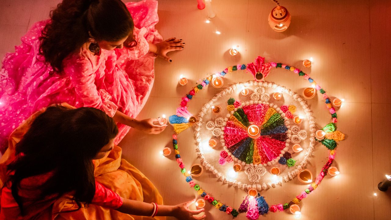 Diwali 2025 Date: 20 या 21 अक्टूबर, कब है दीपावली जानें शुभ मुहूर्त